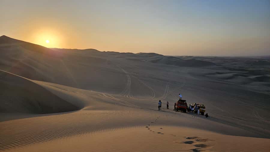 Lima: Paracas & Huacachina Oasis Day Trip with Wine & Dunes - The 4:00 a.m. pickup and long ride south
