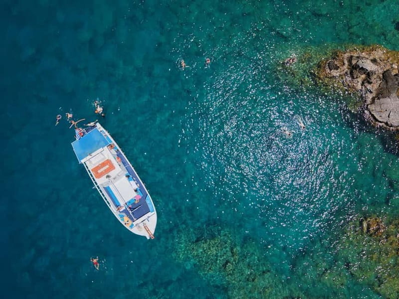 Lindos: Sunset Cruise with Unlimited Aperol, Beers & Wine - How personal is the boat?