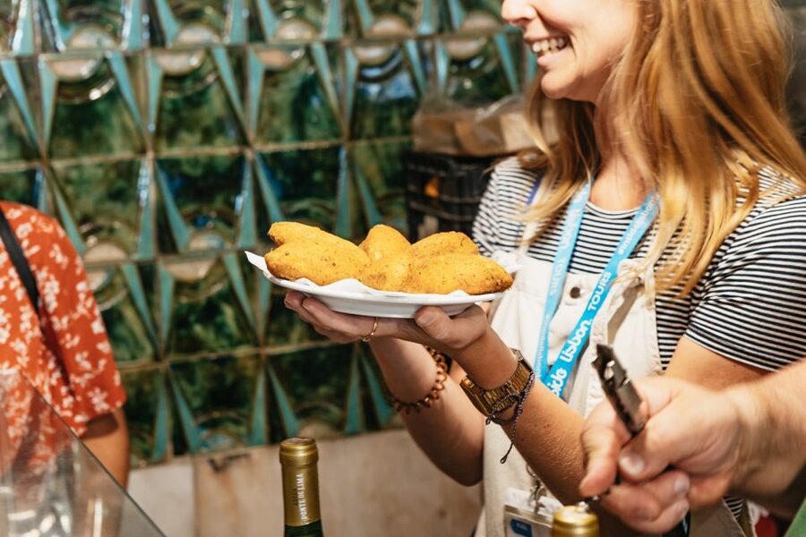 Lisbon: Food and Wine Small Group Walking Tour - Bifana, beer, and the Lisbon tasca