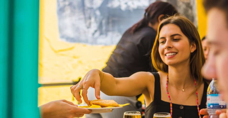 Lisbon: Guided Food and Wine Tasting Tour - Cantinho do Aziz and the taste of Mouraria