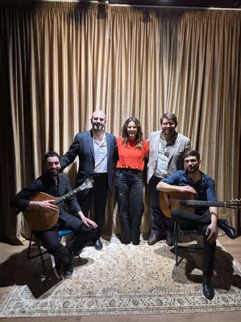 Lisbon: Live Fado Show in Historic Alfama with Port Wine - A quiet room is part of the experience
