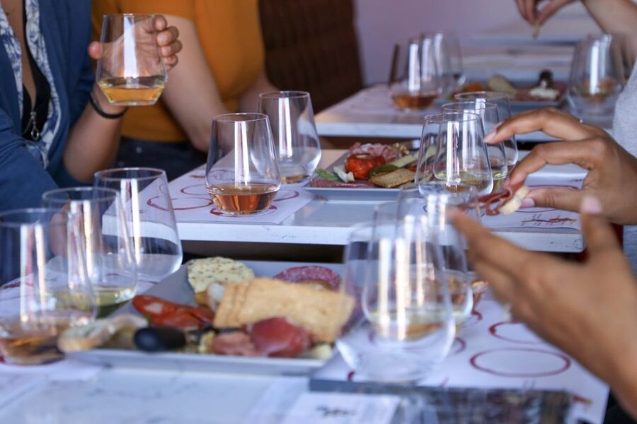 Lisbon: Portuguese Wine and Cheese Tasting with Lunch - Booking advice for the best experience
