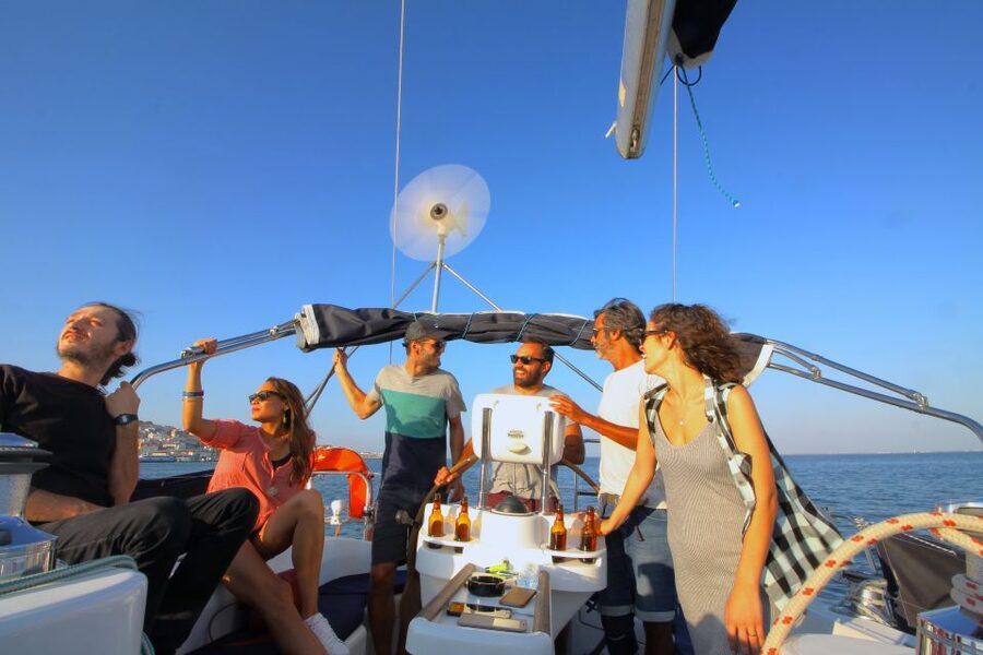 Lisbon: Sailing Tour with Wine and Snacks - Drinks, snacks, music, and the sunset mood