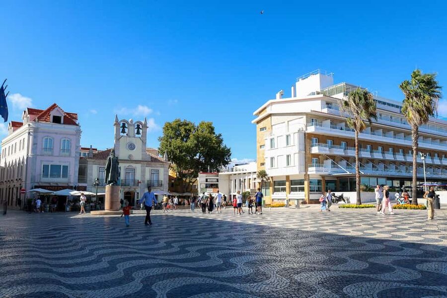 Lisbon: Sintra, Pena Palace & Wine Tasting Small-Group Tour - What $93 buys you