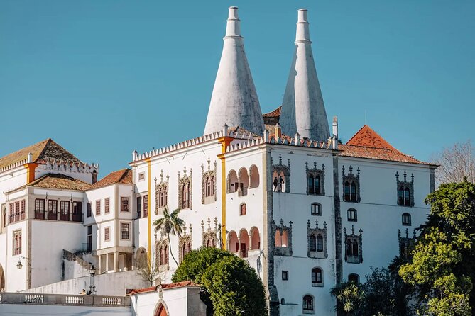 Lisbon: Sintra Private Day Trip with Pena Palace & Wine Tasting - Pena Palace: the essential 90-minute visit