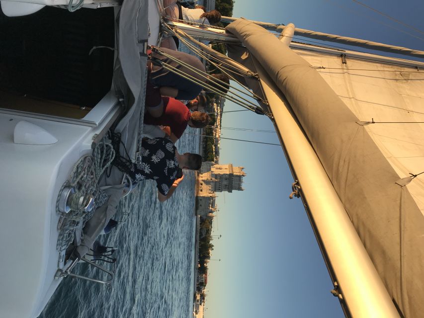 Lisbon Sunset Sailing – Small Group (max 10) Wine & History - Meeting Captain Rui Under the 25 de Abril Bridge