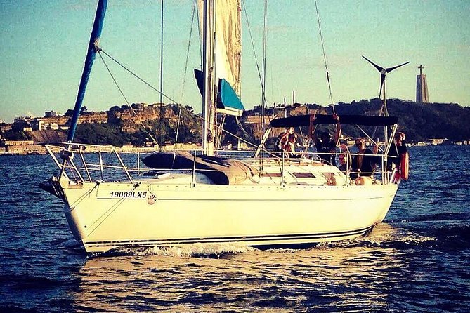 Lisbon Sunset Sailing Tour with White or Rosé Wine and Snacks - Sailing from Doca de Santo Amaro