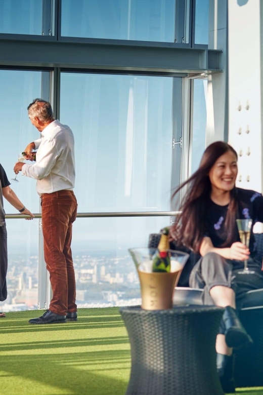London: The Shard Entry Ticket with Champagne - Level 68 and the indoor view