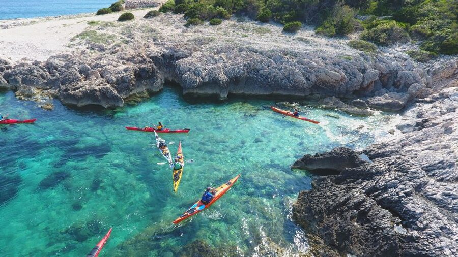 Lumbarda: Half-Day Kayaking and History with Wine delight - Who should book this kayaking tour?