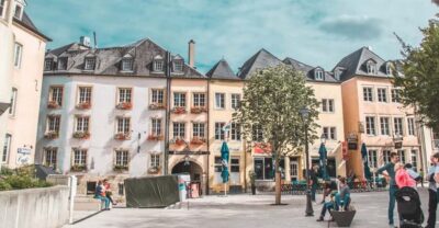 Luxembourg City: Walking Tour with Optional Wine Tastings