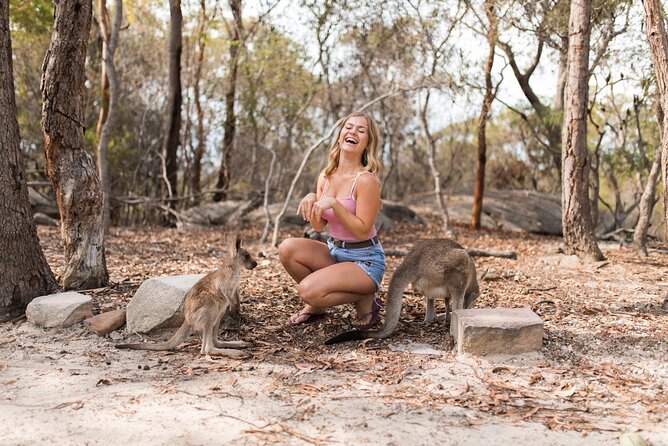 Luxury Hunter Valley Wildlife & Wine Tasting Tour from Sydney - Lunch at Oaks Cypress Lakes Resort