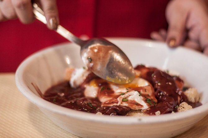 Lyon Old Town Food Tour with 6 French Delicacies & Fine Wine - The best parts at a glance