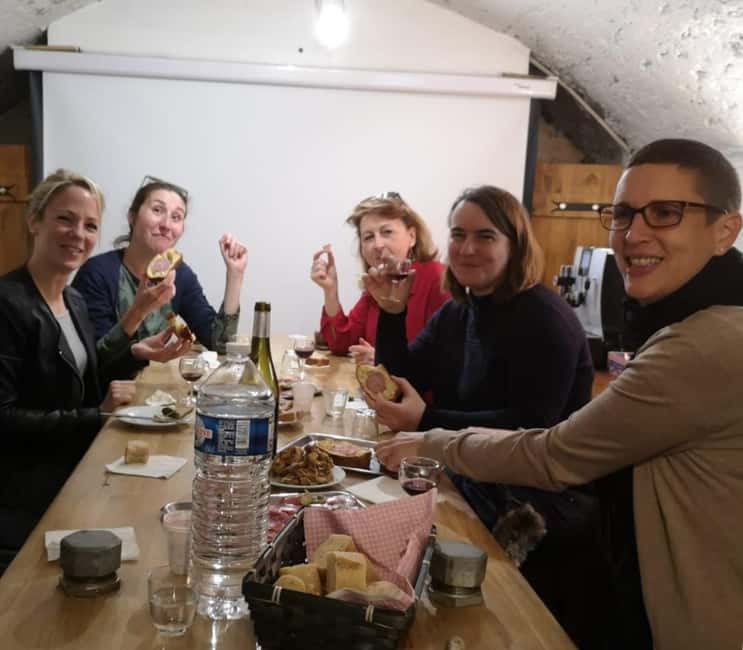 Lyon: Old Town Food Tour with 6 French Food Tastings & Wine - Key points at a glance