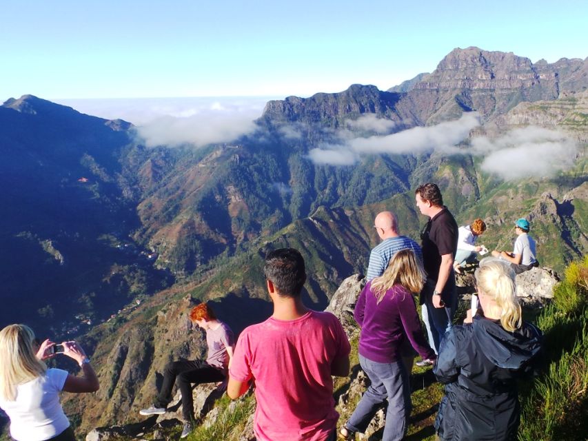Madeira: Cabo Girao, Jeep Tour Adventure and Wine Tasting - Guides, comfort, and group size