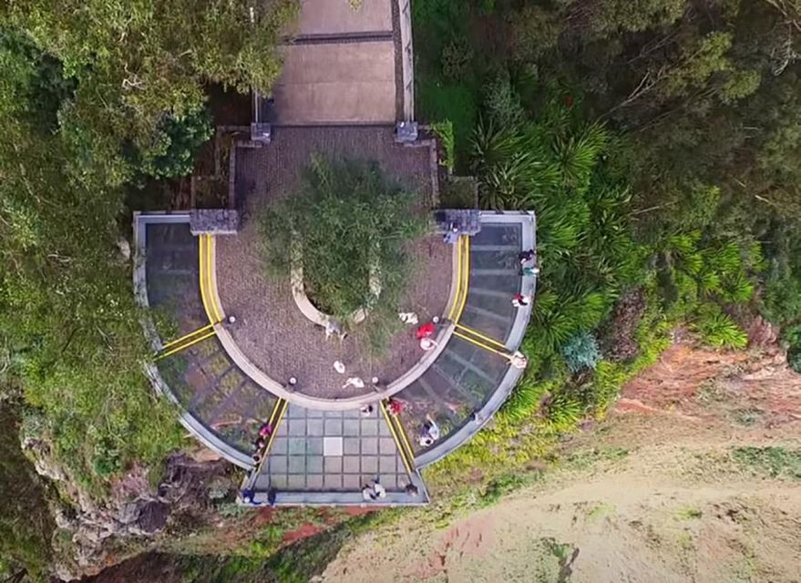 Madeira: Vineyard Tour w/ Wine Tasting & Skywalk - Wine country in São Vicente