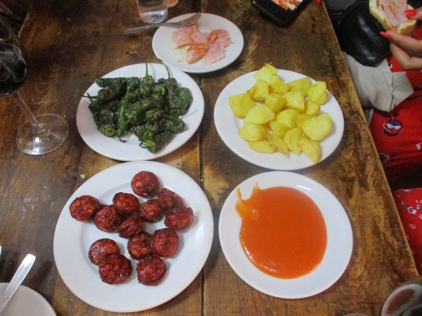 Madrid: Old Madrid Walking Food and Wine Tour - San Miguel Market and San Gines Church