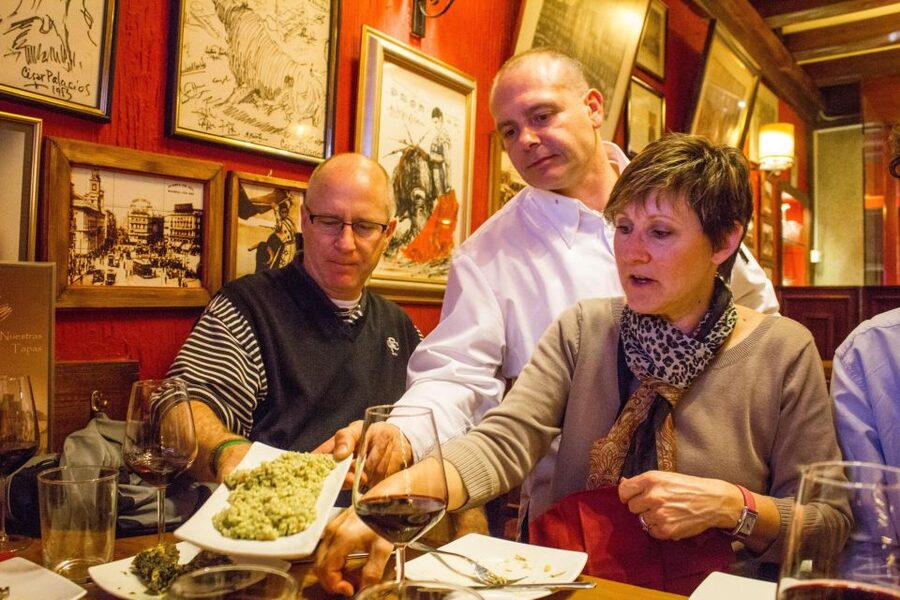 Madrid: Tapas & Wine Tasting Tour with Local Guide - Stop two: Food variety and a second old bar