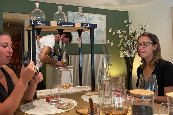Make your own cuvée of Bordeaux wine - A tasting that builds toward the blend