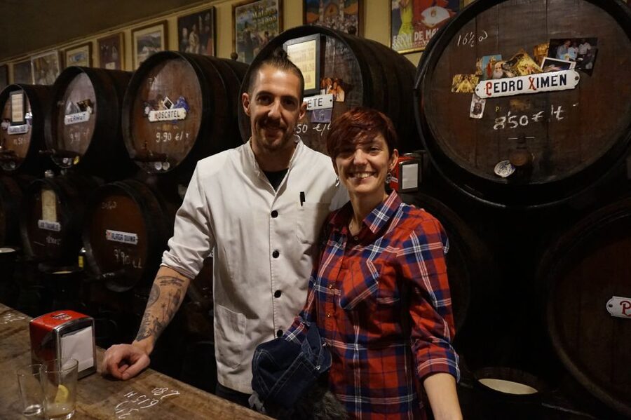 Malaga: Flamenco, Tapas, and Wine Tour - Calle Carretería and the house vermouth