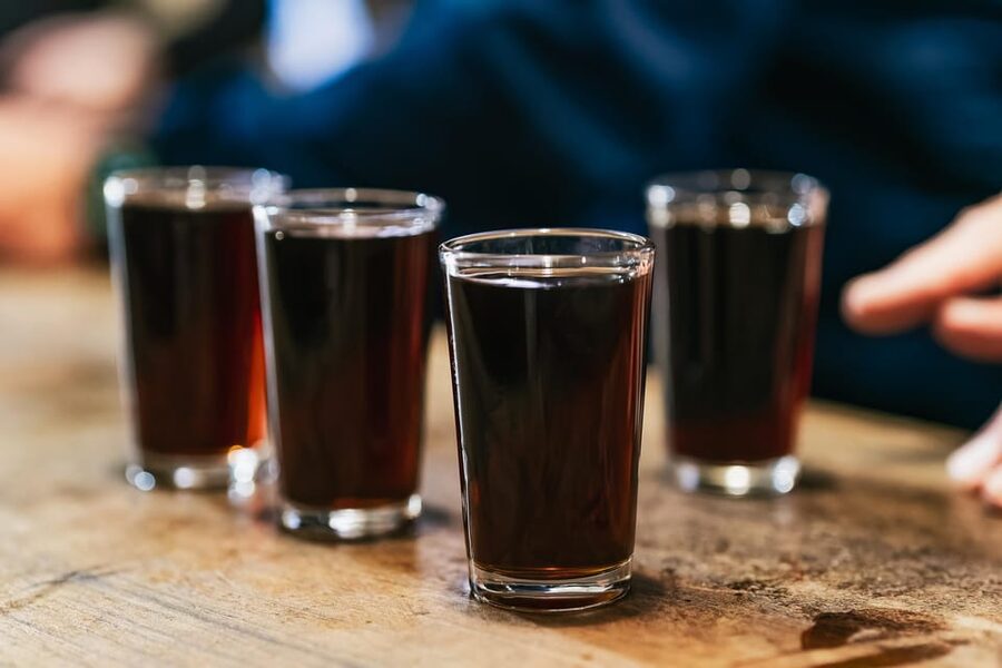 Málaga: Traditional Andalusian Tapas and Wine Tour - A traditional bar and Málaga vermouth