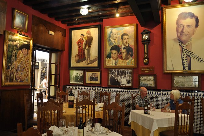 Malaga Wine & Tapas Small Group Guided Tour - The ultramarinos and Iberian ham tasting