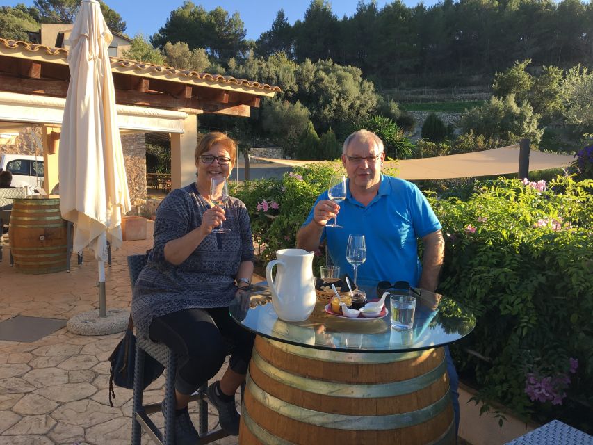 Mallorcas Emblematic Wineries Small Group Tour, two wineries - What the food adds to the day