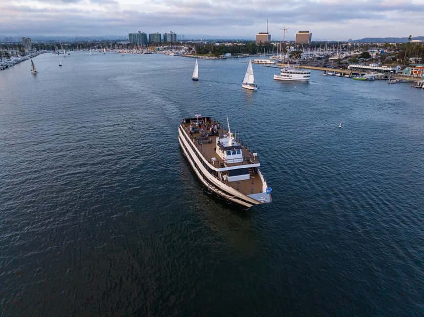 Marina del Rey: City Cruises Champagne Brunch Cruise - Music, Dancing, and the Roof Deck