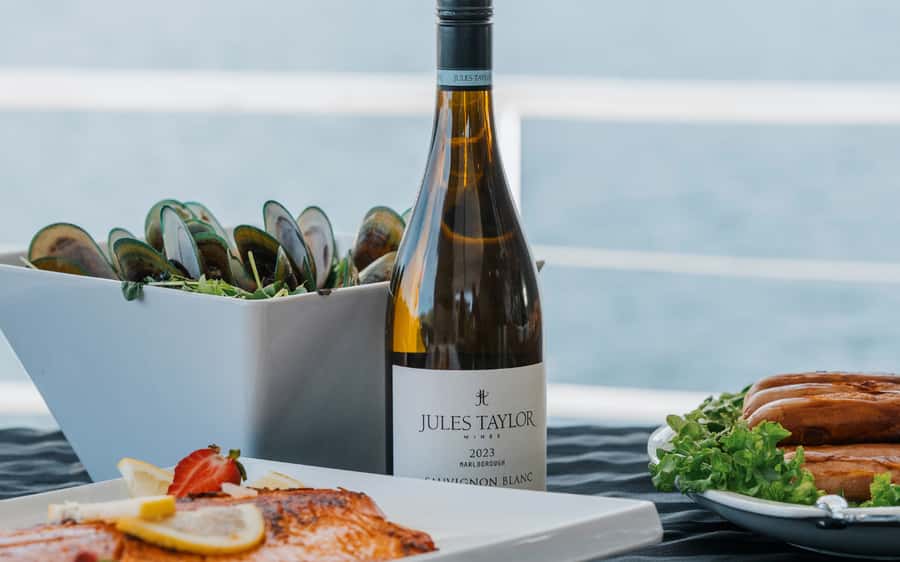 Marlborough: Full-Day Wine and Seafood Tour with Cruise - Why this Marlborough day works so well