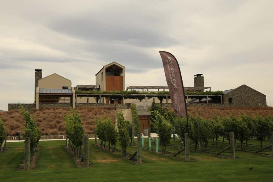 Marlborough: Hop-On Hop-Off Wine, Brewery, and Wonders Tour - Why this bus works well in Marlborough