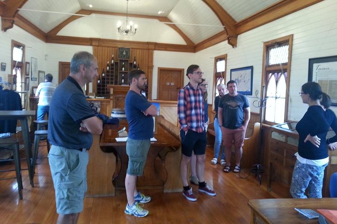 Marlborough Wine Tour - Afternoon of Cuisine & Wine 4hrs - Lunch first, with wine on the side