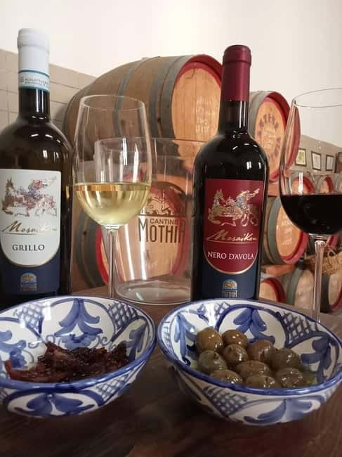 Marsala: Historic winery tour with wine tasting - Four wines and a table of Sicilian snacks