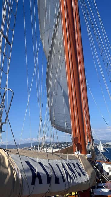Marseille: Calanques Sailing Cruise with Lunch and Wine - Meeting at Marseille’s Old Port at 10 AM