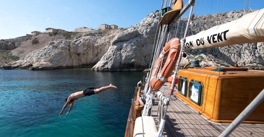 Marseille: Calanques Sailing Day Trip with Lunch and Wine - Why Le Don du Vent makes this day different