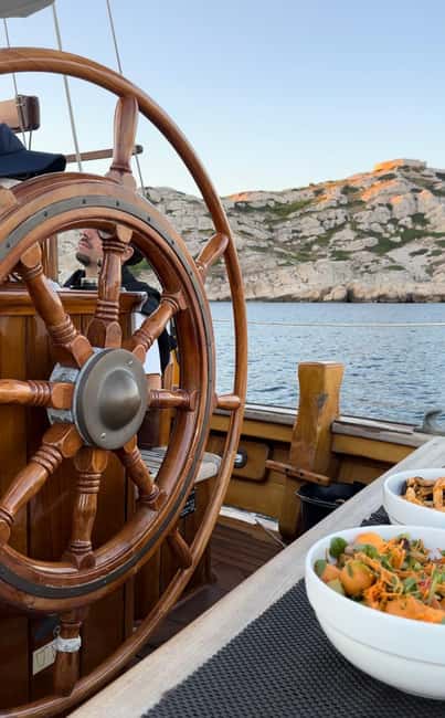 Marseille: Evening sailboat trip to the Calanques du Frioul with buffet and organic wine - Should you book the Frioul sunset sail?