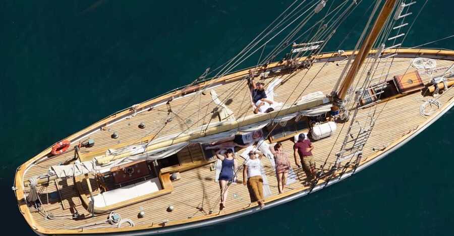Marseille: Sailboat Cruise with Lunch, Swim & Organic Wine - Key points at a glance