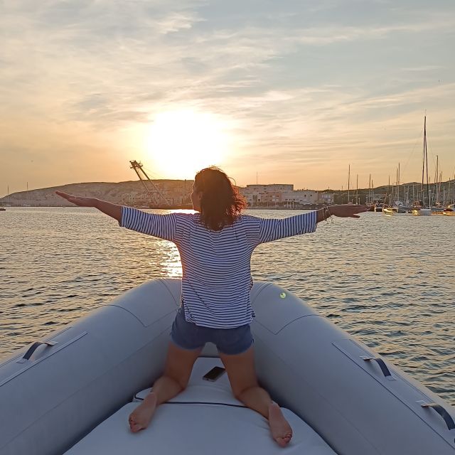 Marseille: Sunset Boat Cruise with Rosé Wine & Snacks - Swimming in the Frioul Archipelago