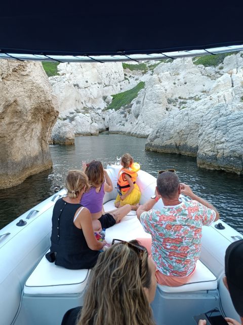 Marseille: Sunset Boat Cruise with Rosé Wine & Snacks - The return past Marseille’s lights