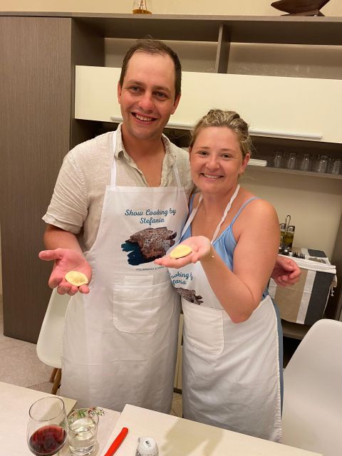 Masterclass Pasta & Focaccia with Wine - Wine, conversation, and the meal you helped prepare