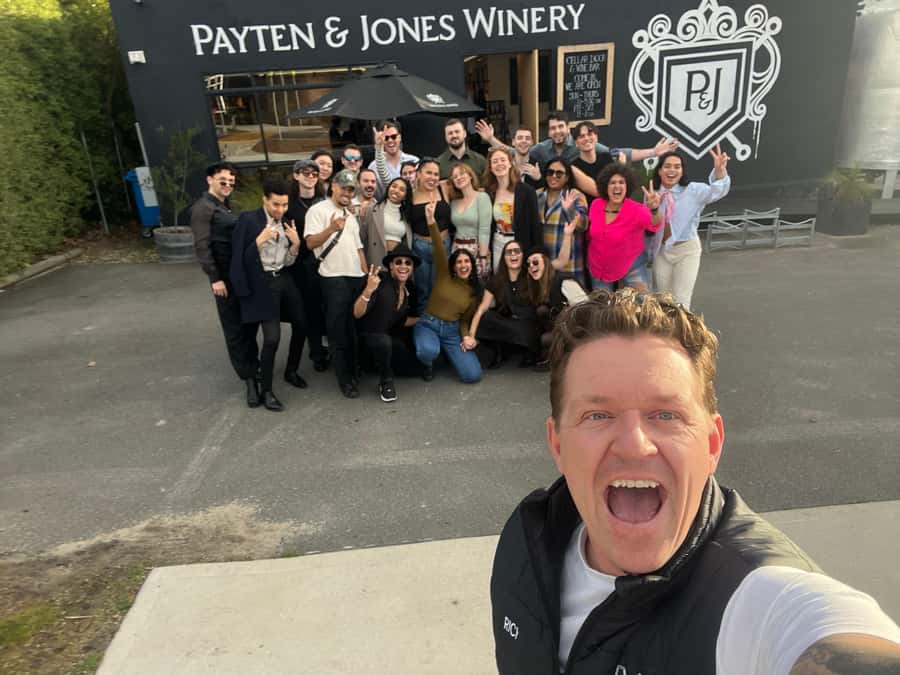 Melbourne: Yarra Valley Food, Wine, Chocolate & Gin Tour - Wildlife and country views come between the stops