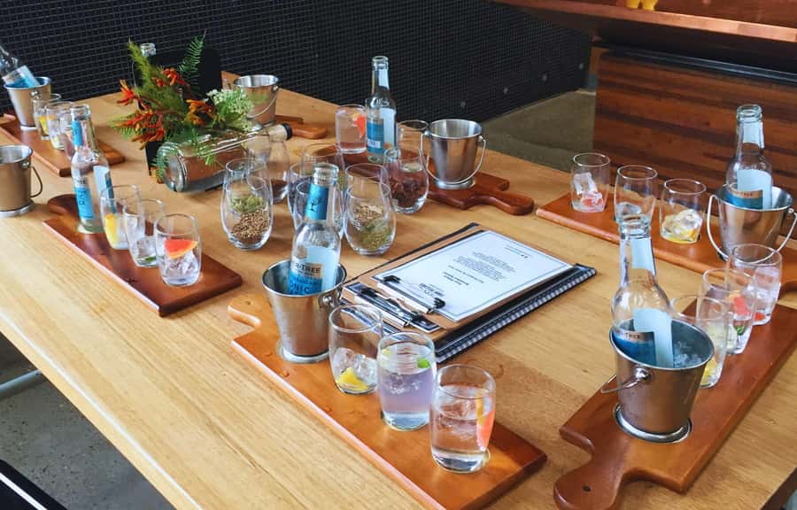 Melbourne: Yarra Valley Wine, Choc, Farm Fresh, Gin Tour - Yarra Valley Chocolaterie and a very generous sugar stop
