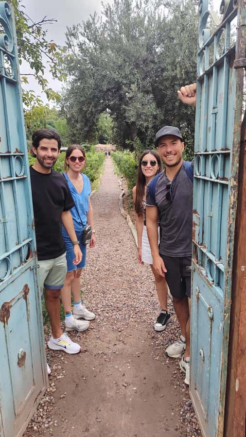 Mendoza: Top Wineries Guided Tour with Transportation - The first two stops: learning before lunch