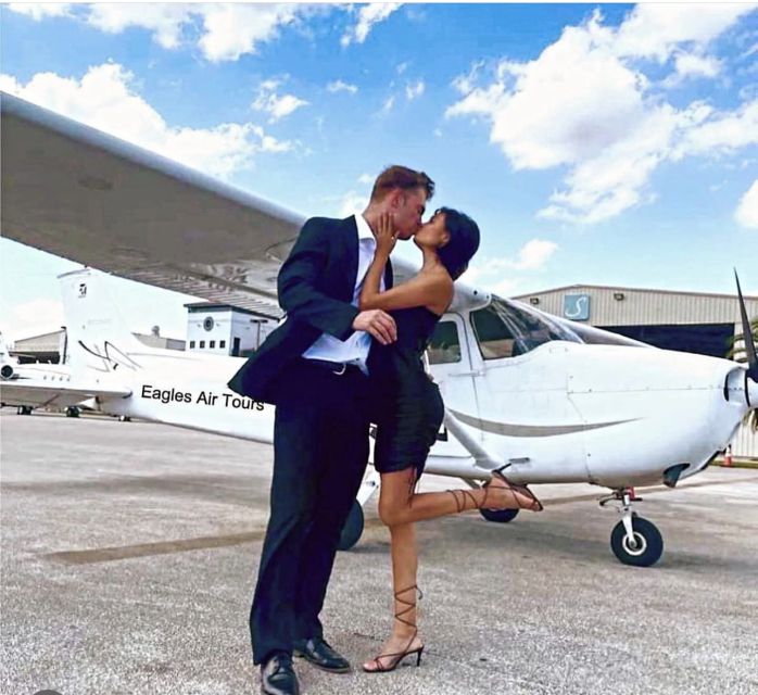 Miami: Romantic 1-Hour Private Flight Tour with Champagne - Downtown Miami from the air