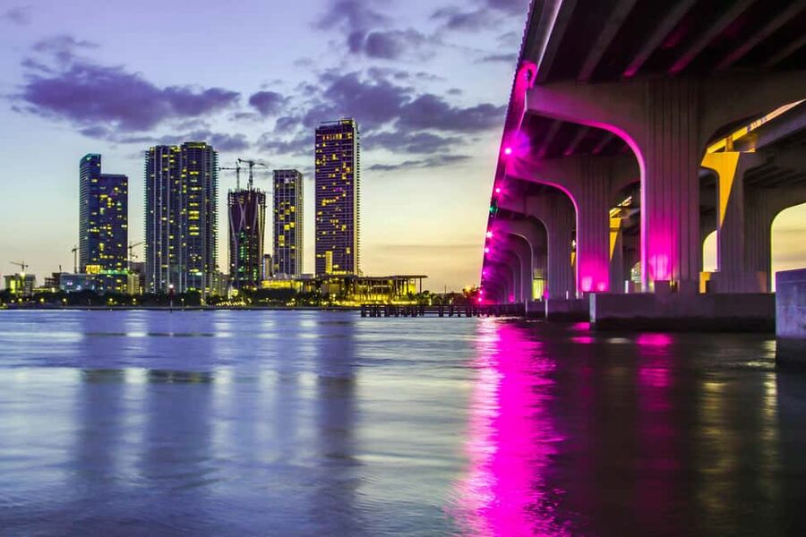 Miami Sunset Champagne Cruise with Skyline Views & Music - Timing And Check-In Tips That Matter