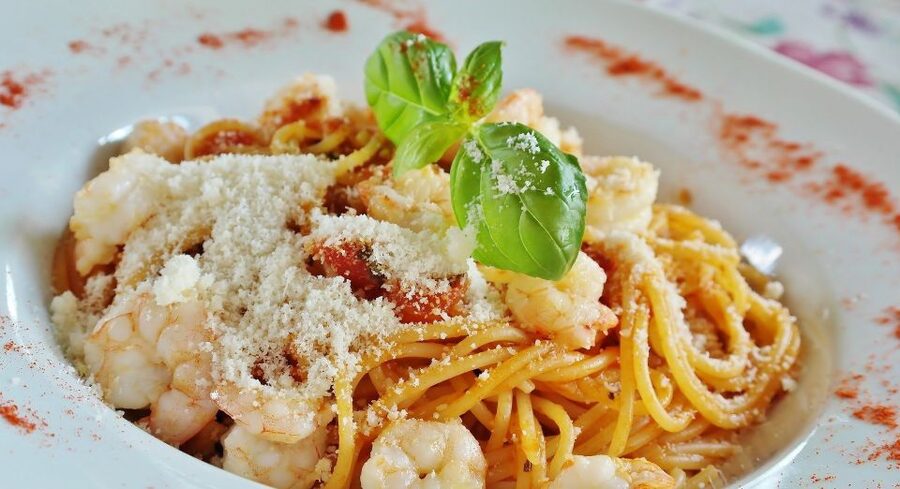 Milan: Food and Wine Experience - Risotto, pasta, and Milanese food traditions