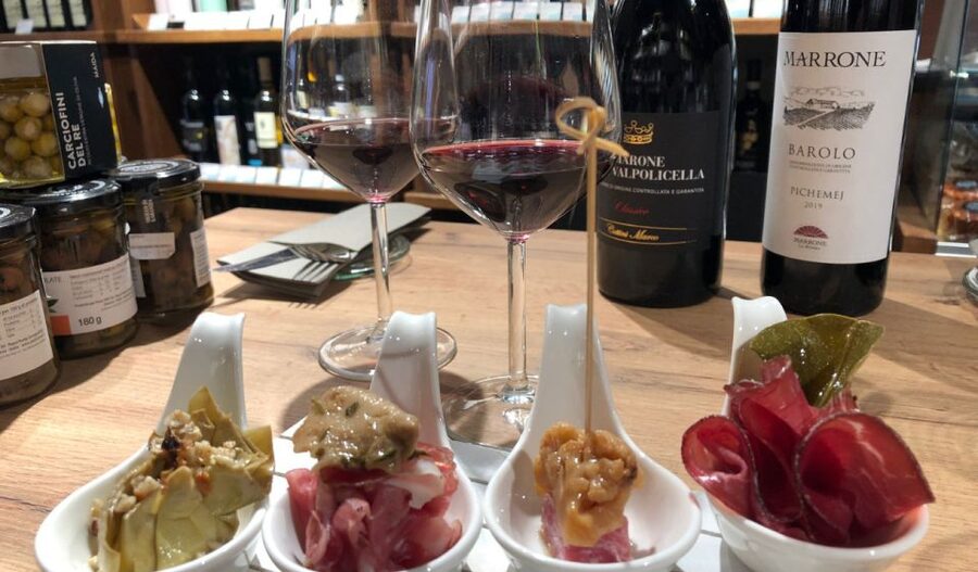 Milan Wine Tasting Aperitivo - Autentico Milano and the arrival point