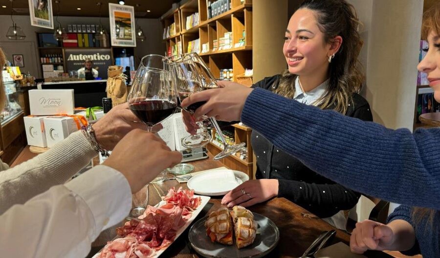 Milan Wine Tasting Aperitivo - Starting with Northern Italian flavors