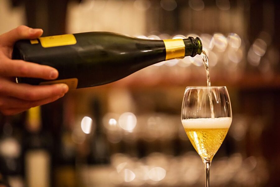 Milan: Wine Tasting Experience in the City Centre - Why this Milan wine tasting is worth your evening