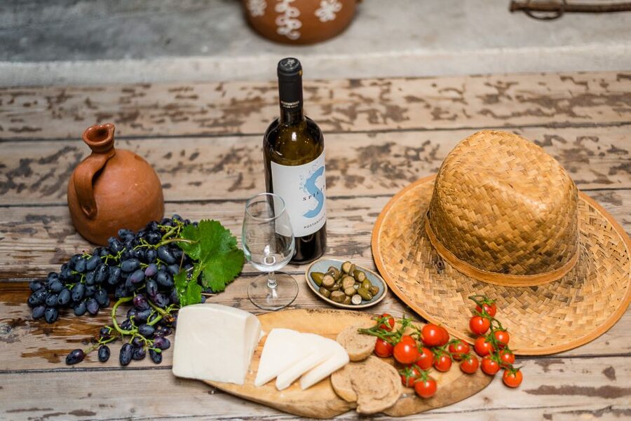 Milos Island: Kostantakis Winery Wine Tasting Experience - Why This Winery Fits Milos So Well