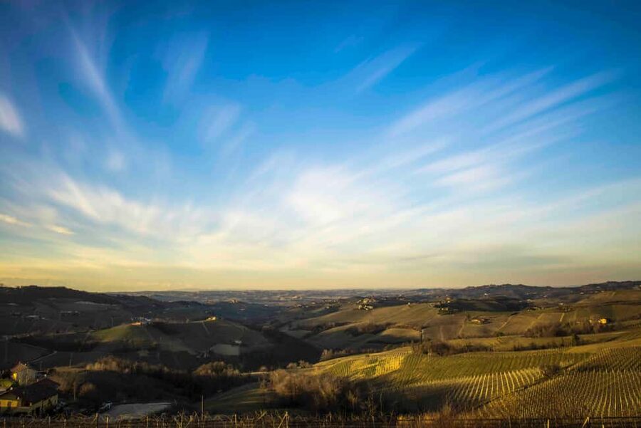 Monforte d'Alba: Jacuzzi Ritual with Wine Tasting - One hour in the panoramic jacuzzi
