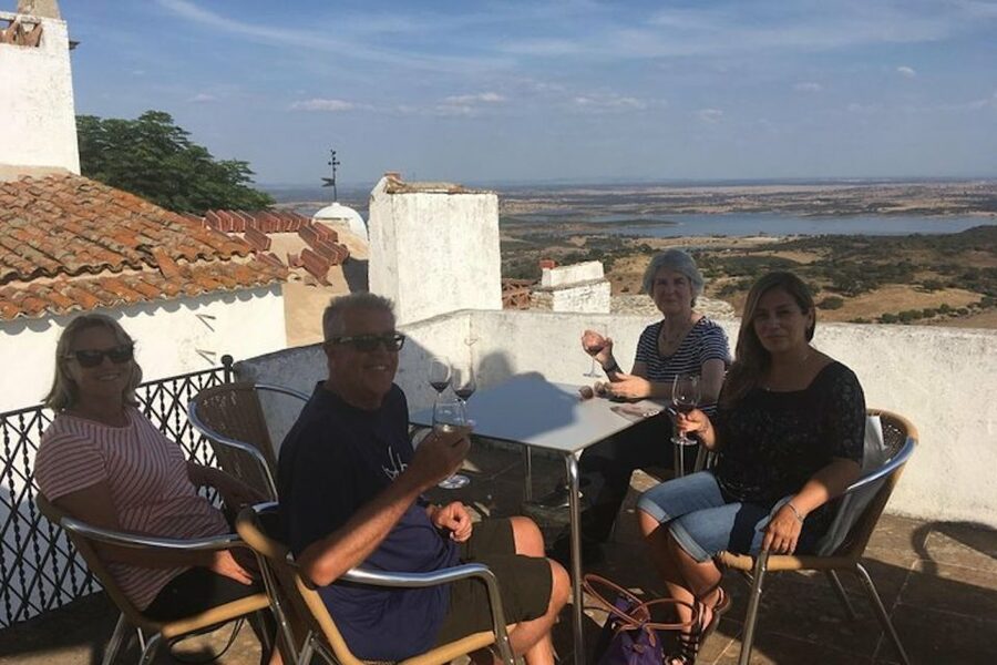 Monsaraz and Wine guided tour from Évora - Who should book this experience?